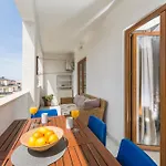 Blu Apartment